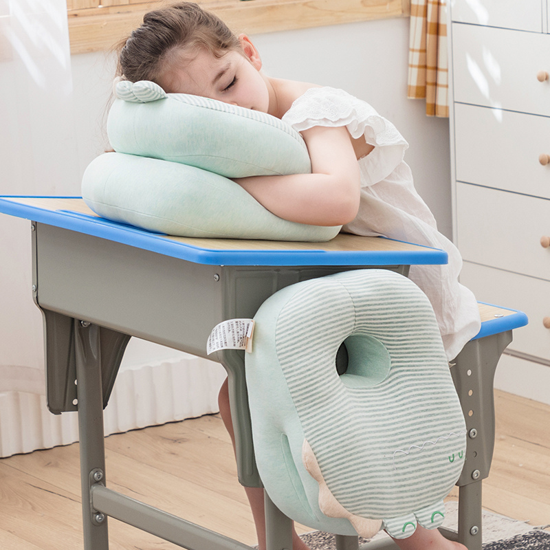 暖手亲肤午睡枕小学生趴睡枕桌上儿童睡觉教室午休神器趴趴枕抱枕