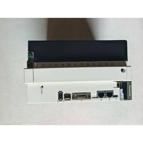 议价可维修松下伺服驱动器MFDHTA390ND1220V3KW实物拍摄的图片库