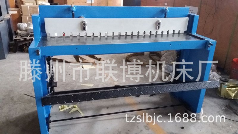 出口款脚踏剪板机Foot Shear剪板机 白铁皮剪板机Q01-1.5X1320