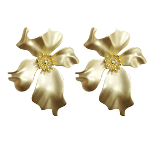 2023新款潮欧美夸张复古金属花朵耳环花瓣度假时尚chic耳钉耳饰