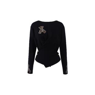 TCH私服潮牌时尚百搭烫钻小熊收腰针织衫秋冬新款T72C09E5094