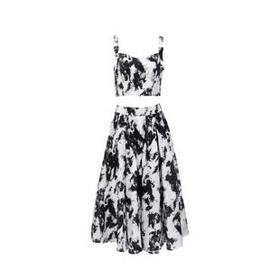 t区绫致ONLY2025春夏款时尚清新暗纹修身吊带套装连衣裙女士潮