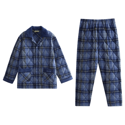 衣服采用鹿氏聚暖夹棉