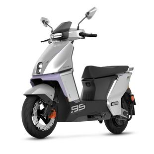 【门店自提】绿源72V35Ah长续航智能电动摩托车S95成人代步电瓶车