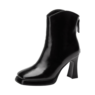 达芙妮黑色瘦瘦马丁靴女