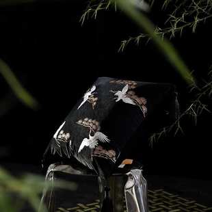 仙鹤绣花国风靠垫套 东方美学青绿沙发抱枕新中式 LIVING inc.鹤语