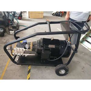 高压管道疏通清洗机大功率500公斤工业380V疏通机清理除锈机水枪