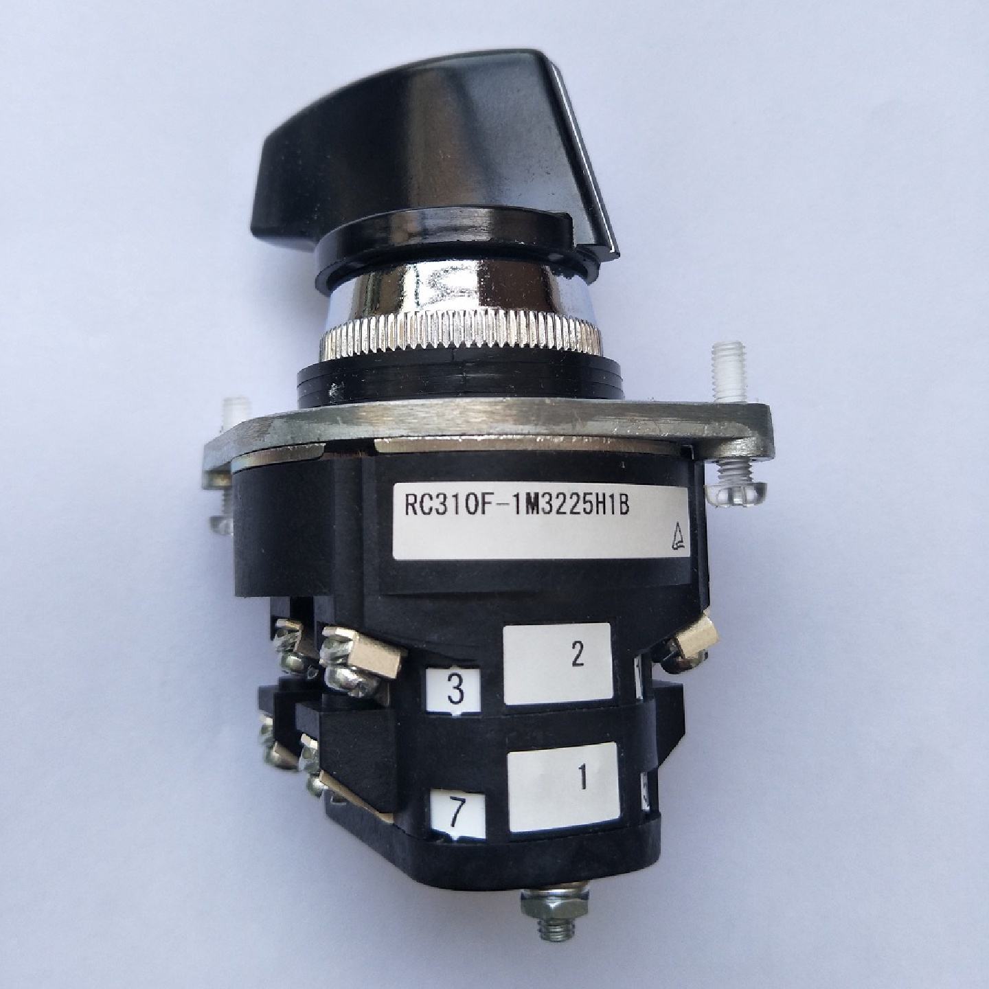 议价日本进口富士凸轮转换手柄操作开关RC310F-1M3205HB 600V 10A