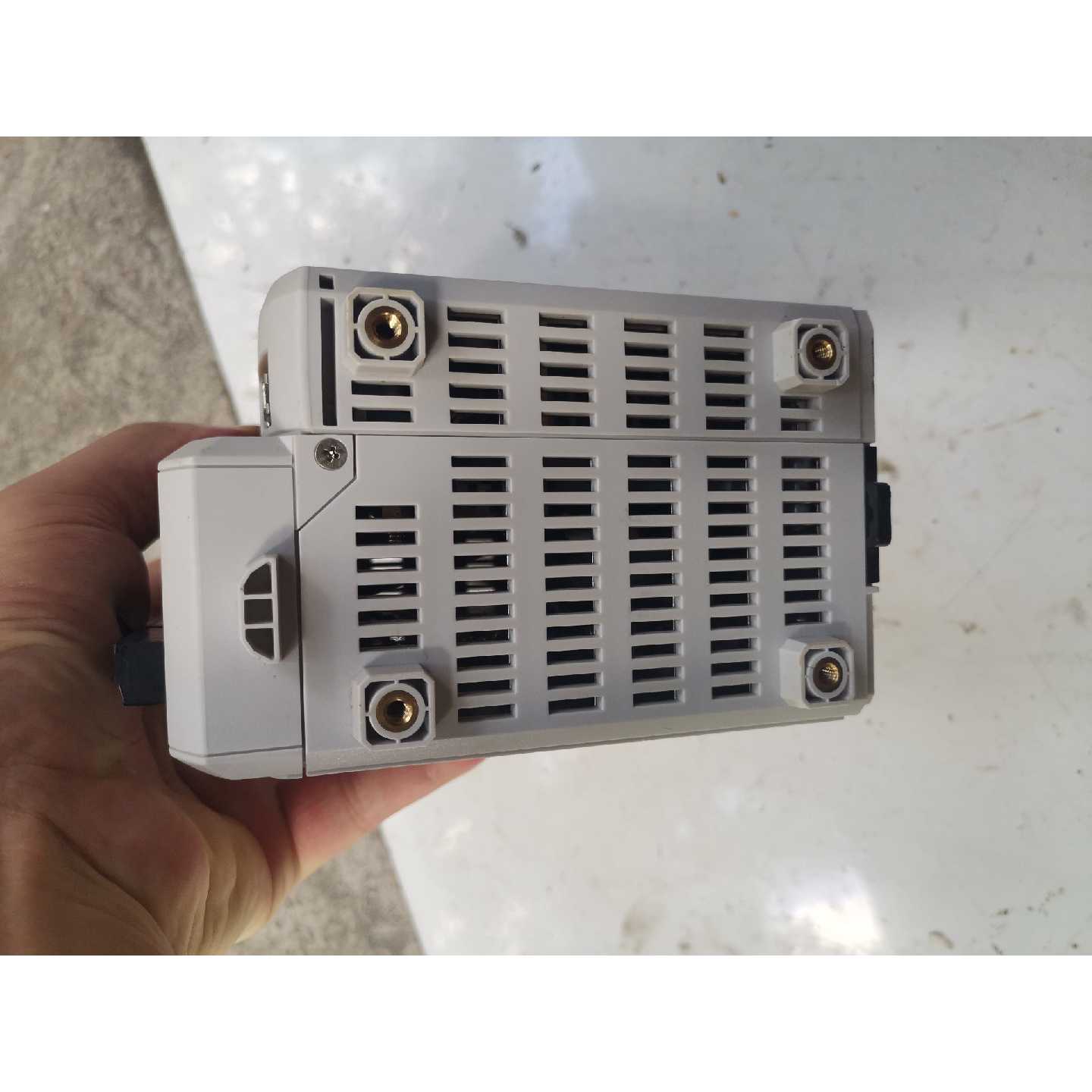 议价基恩士激光位移传感器,型号LJ-G5001,有1个,二手拆机