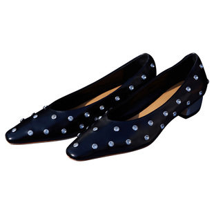 Le' Murmure 时髦知识分子风 Metal女孩 羊油皮粗跟 铆钉中古单鞋