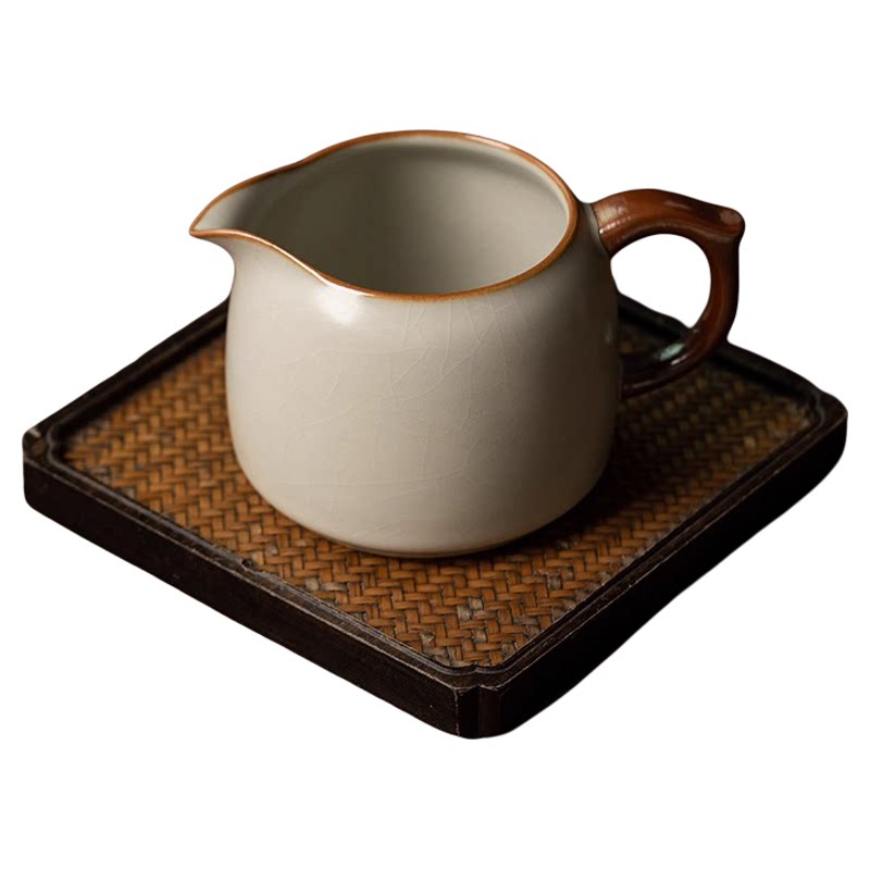 米黄汝窑纳海公道杯家用分茶器