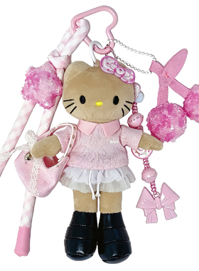 粉色polo衫穿搭hellokitty包挂件