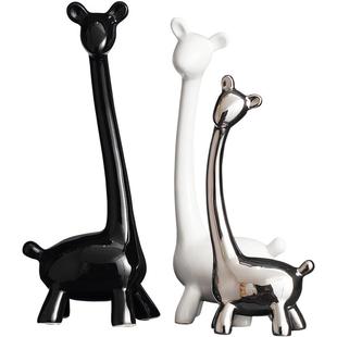 一家三口小鹿家居饰品摆件轻奢高档高级感小众客厅电视柜酒柜装饰