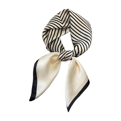 70丝巾方巾高级感 韩系时尚百搭职业仿真丝小领巾复古印花丝巾女