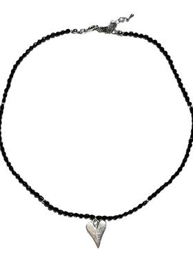 WAKI黑色爱心串珠项链小众轻奢