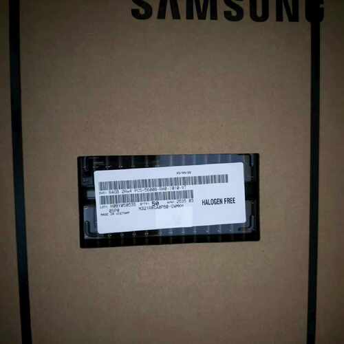 DDR5 64G 5600MHz黑内存条，型号M