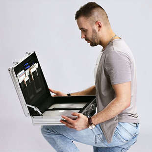 带密码锁的装14寸笔记本电脑箱子安全保护包手提式17寸文件收纳盒