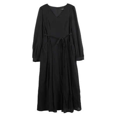 NEELLY/纳俪黑色V领中长款连衣裙