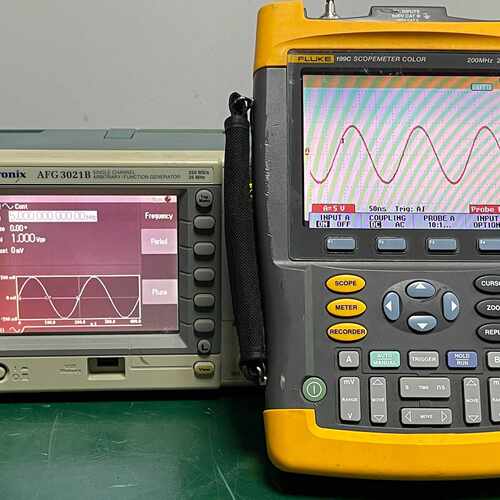 Fluke 福禄克 199C  200MHZ 手持2通道示波