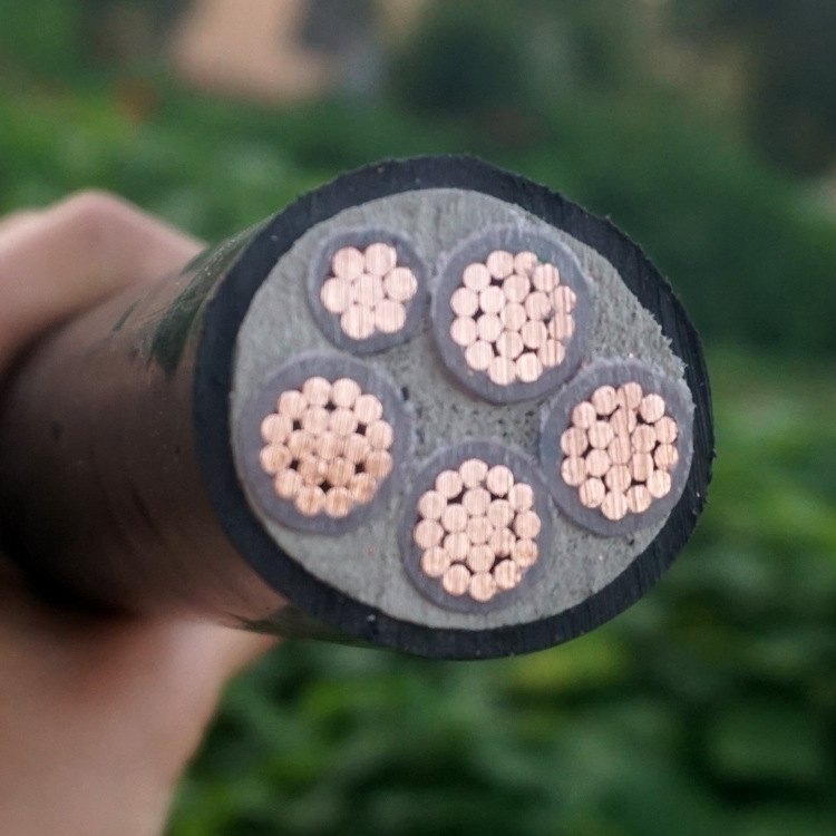 国标yjv铜芯电缆2 3 4 5芯70/95/120/150/240平方交联电力电缆线