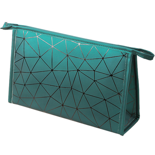 化妆包女2025新款便携高级大号洗漱包时尚超火旅游出差防水收纳包