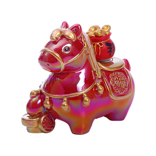 红色小马摆件招财高级感车载装饰中控台车内饰品2025新款男生礼物