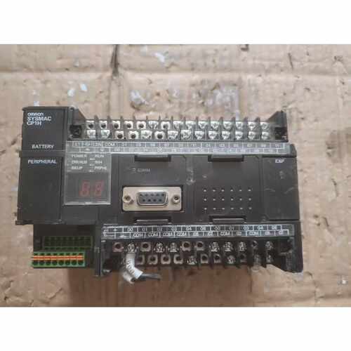CP1H-XA40DR-A，外壳破损，实物如图。