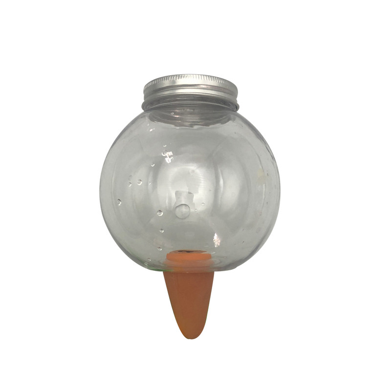 透明圆球滴灌洒水器渗水