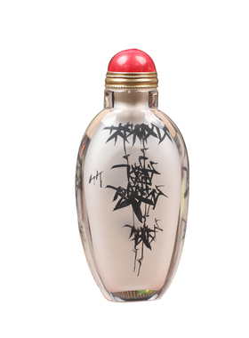绘制传统工艺品出国内画鼻烟壶