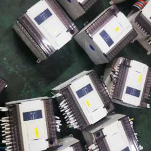 【询价】信捷PLC，型号：XD5E-24R-E 年份新，成色好，质保适用