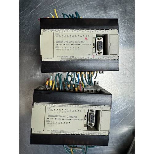 议价欧姆龙CPM2AH-20R-A，二手正常拆机，成色如图