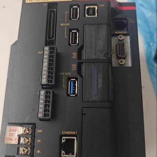 溢价-基恩士视觉传感器控制器CV-X480F，件一台，端口