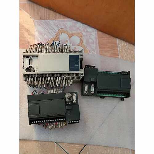 【议价-可维修】Plc模块三个，成色品牌自己，每个面已拍，此为 /