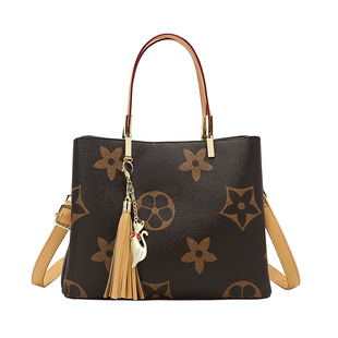 代购大牌奢侈品真皮女包2023新款潮时尚高级感洋气单肩斜挎手提包