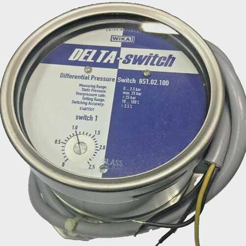 WIKA DELTA-Switch Model 851.02.100  Differential Pressure Sw