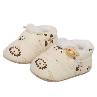 小月龄加绒男女宝宝软底步前鞋套