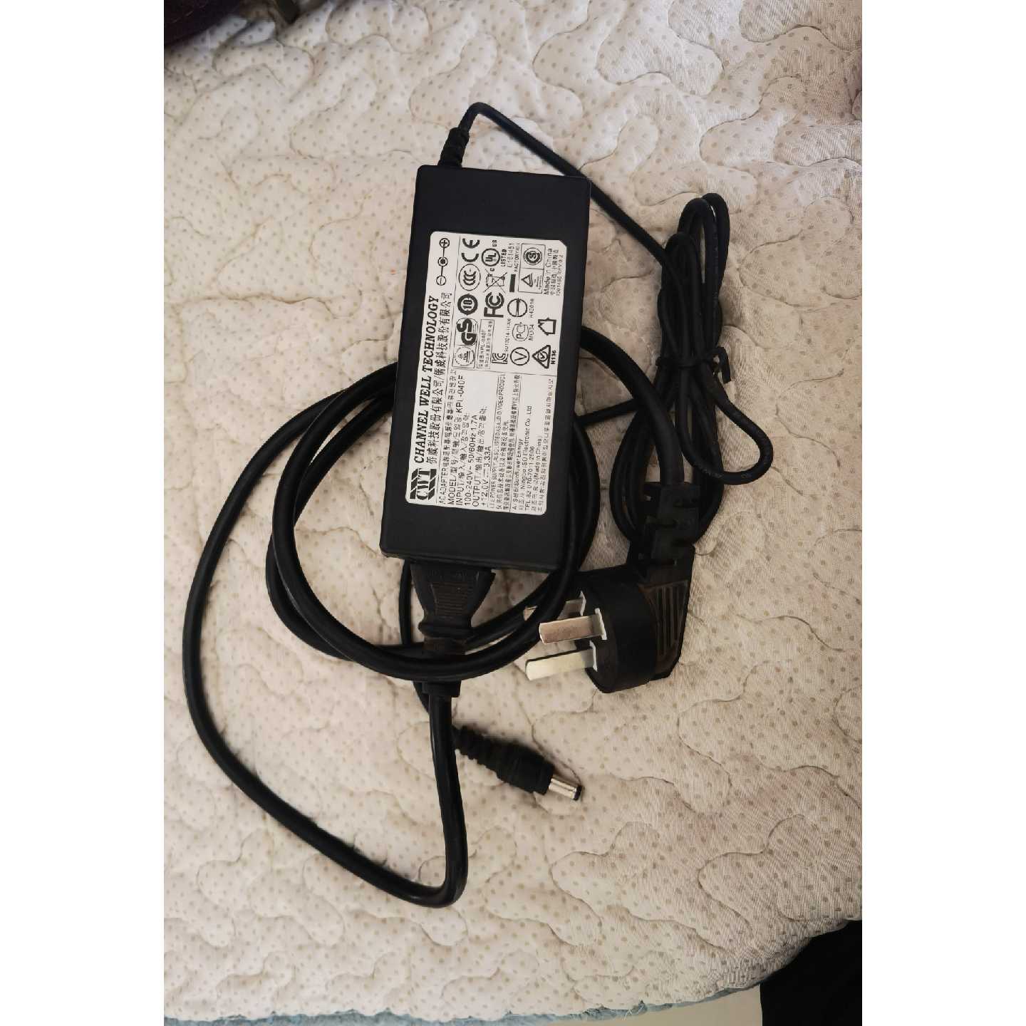 【请询价】T200充电器替代品输出12V5A功率60W圆口四