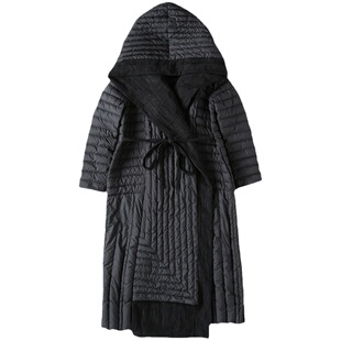 高端品牌羽绒服女2026新款冬季时尚白鸭绒收腰修身加厚连帽中长款