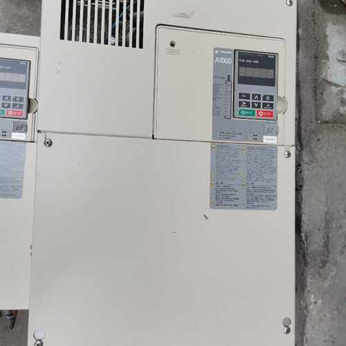 议价CIMR-AB4A0103ABA 安川变频器55/45KW 成色好可提供测试视频
