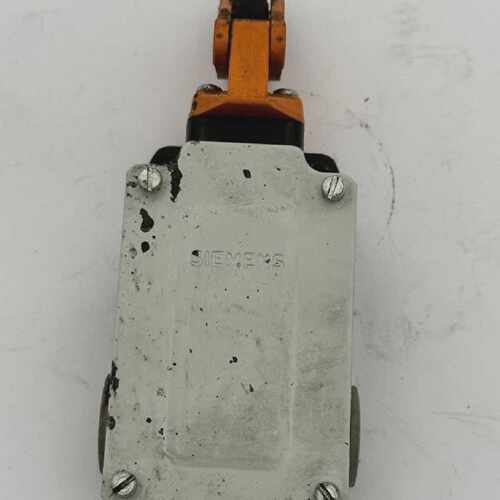 1Pc X SIEMENS 3SE3 303-OE A800 0600 Position Limit Switch