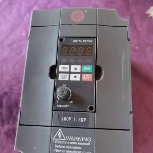 议价众辰变频器H2400A01D5K一台1.5KW