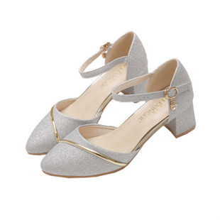 2026春季新款粗跟中跟仙女单鞋一字扣带配裙子伴娘宴会礼服高跟鞋