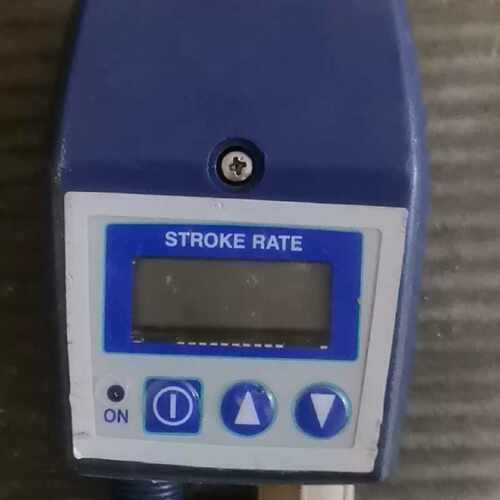 议价IWAKI易威奇计量泵控制器，型号EHNC-BR，100-2维修