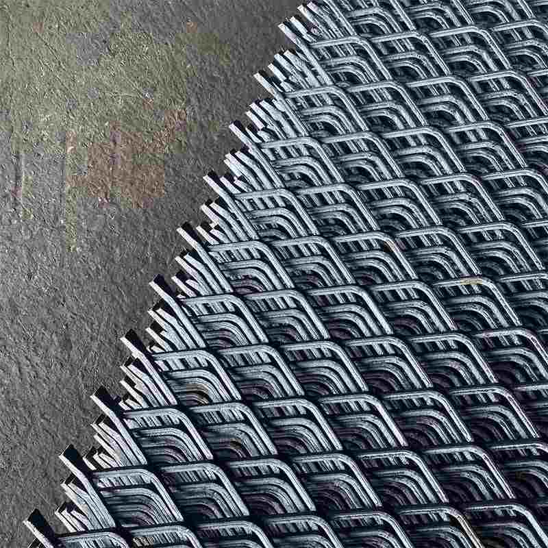 厂家供应墙面粉刷铝板网不锈钢板网装饰网冲压菱形孔铁丝网格