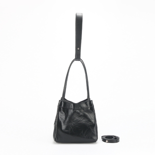 菜篮子包新款头层牛皮复古翅膀包手提水桶包小众设计单肩斜跨女包