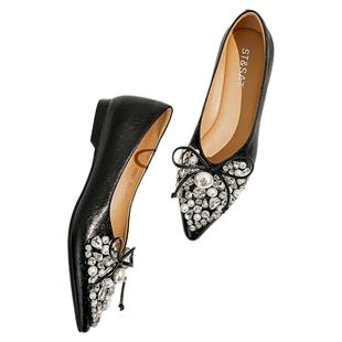 星期六尖头浅口单鞋女2025新款平底法式水钻仙女风蝴蝶结个性女鞋