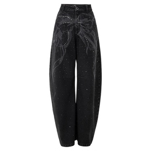 uhot/诱货26春黑色蝴蝶结烫钻牛仔弯刀裤女经典复古个性UWLS1K037