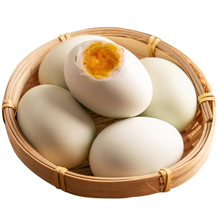 溢流香不咸的减盐熟咸鸭蛋即食相对淡盐正宗流油整箱批发特大双黄