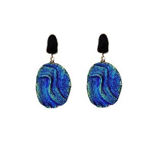 克莱因蓝耳钉2026年新款潮耳环女高级感轻奢小众韩国网红气质耳饰