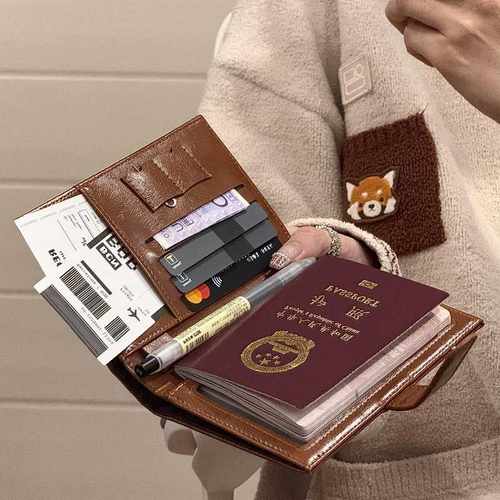 复古油皮护照夹旅行外出证件包一体钱包卡包护照夹皮质护照包出国